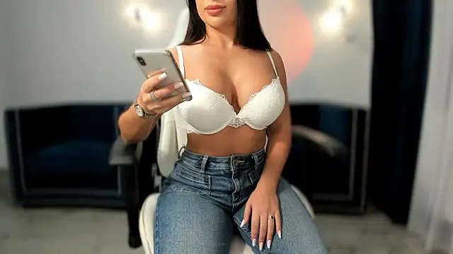  missperfection  online show from April 19, 2026, 1:38 am