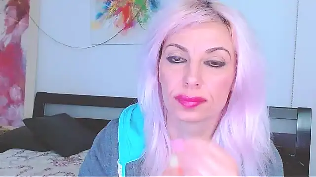 Snapshot of HoneyLara chatting on March 3, 2025, 1:53 am HoneyLara online show from March 3, 2025, 1:53 am
