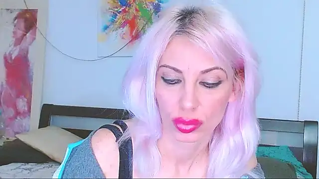 Snapshot of HoneyLara chatting on March 16, 2025, 2:10 am HoneyLara online show from March 16, 2025, 2:10 am