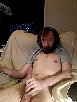 Snapshot of ShadowyTube chatting on March 19, 2025, 11:36 pm ShadowyTube online show from March 19, 2025, 11:36 pm