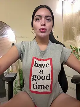 HotstuffCherrySummer online show from February 20, 2026, 9:54 am