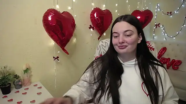 Snapshot of MilanaPrice chatting on February 10, 2026, 7:29 pm MilanaPrice online show from February 10, 2026, 7:29 pm