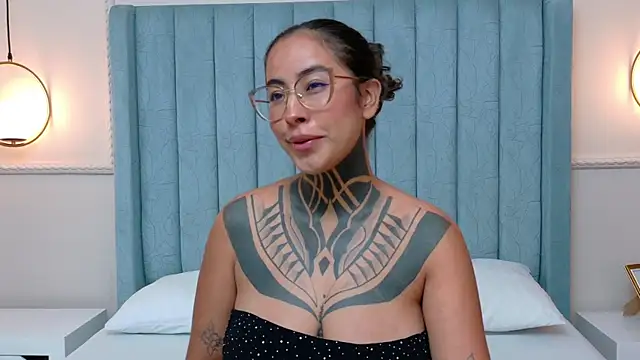 Snapshot of NicoleBlum chatting on July 9, 2026, 7:29 pm NicoleBlum online show from July 9, 2026, 7:29 pm