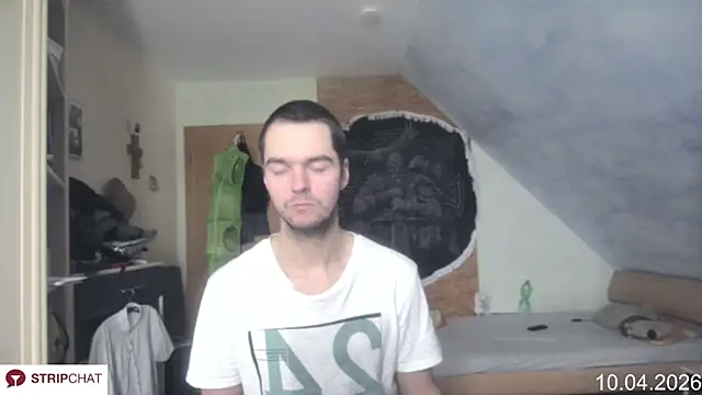 Chris23547 online show from April 10, 2026, 12:43 pm