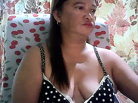 hott scarlett online show from April 5, 2026, 9:56 pm