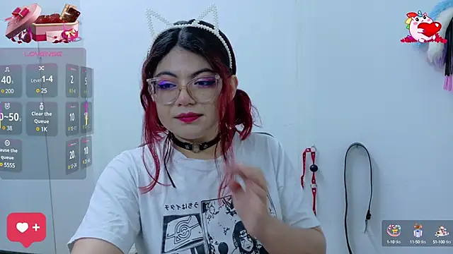 Catwhite  online show from February 13, 2025, 12:00 pm