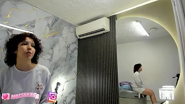 Katemoss70 online show from January 27, 2025, 12:05 pm