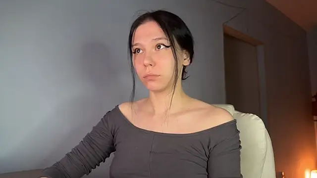 Snapshot of pinkdolly18 chatting on May 5, 2026, 8:28 pm pinkdolly18 online show from May 5, 2026, 8:28 pm