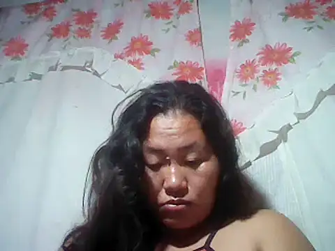 Snapshot of Sexyhorney4u chatting on December 18, 2024, 7:19 pm Sexyhorney4u online show from December 18, 2024, 7:19 pm