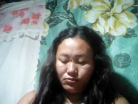 Snapshot of Sexyhorney4u chatting on January 11, 2025, 12:33 am Sexyhorney4u online show from January 11, 2025, 12:33 am