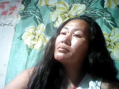 Snapshot of Sexyhorney4u chatting on February 4, 2025, 2:28 am Sexyhorney4u online show from February 4, 2025, 2:28 am