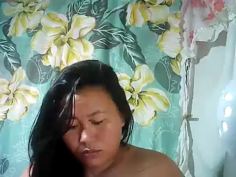 Snapshot of Sexyhorney4u chatting on September 26, 2025, 5:06 pm Sexyhorney4u online show from September 26, 2025, 5:06 pm