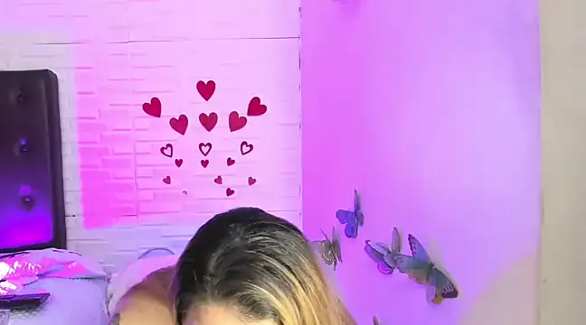 AndreaLombana online show from March 2, 2025, 9:32 pm