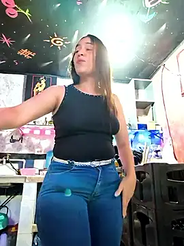 Nanybaker95 online show from December 4, 2025, 1:15 am