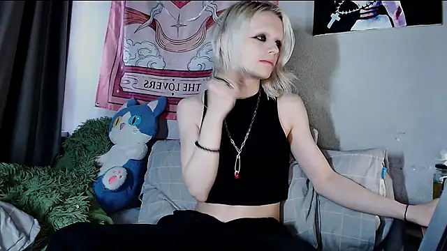 Snapshot of Alien_Bella chatting on May 22, 2026, 7:48 am Alien Bella online show from May 22, 2026, 7:48 am