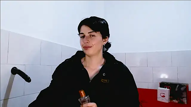 Cocain Atenea online show from July 17, 2026, 10:14 pm
