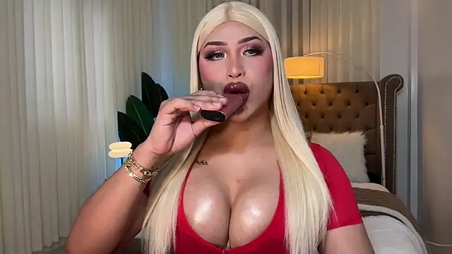 Your Majesty Tyra online show from March 21, 2025, 4:49 am