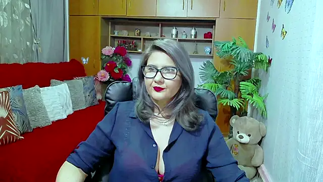 Snapshot of LucilleFenlys chatting on December 5, 2024, 9:17 pm LucilleFenlys online show from December 5, 2024, 9:17 pm