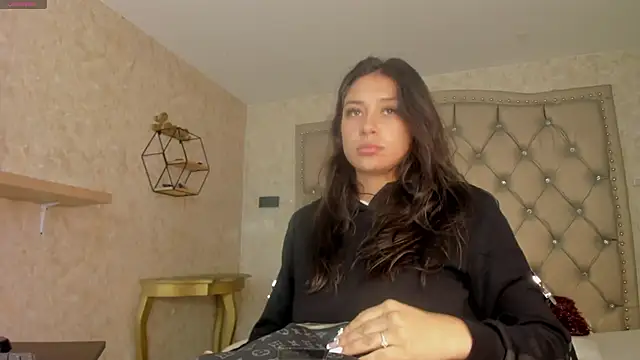 Snapshot of dayra_angels chatting on December 27, 2024, 3:48 pm dayra angels online show from December 27, 2024, 3:48 pm