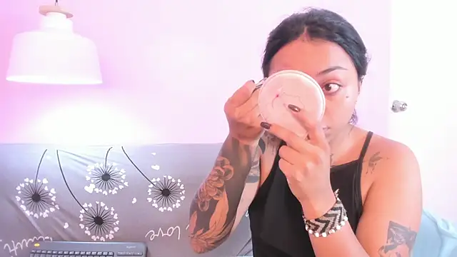 miss soffi  online show from June 30, 2026, 12:28 pm