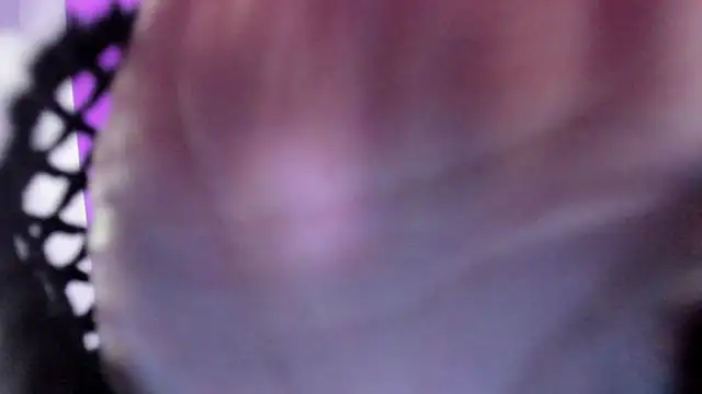 Snapshot of Aquamarinebubble chatting on July 7, 2026, 6:47 am Aquamarinebubble online show from July 7, 2026, 6:47 am