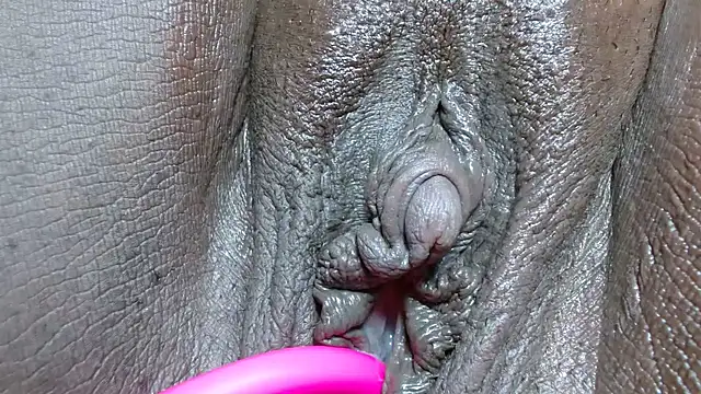 Snapshot of morenahott1 chatting on April 1, 2026, 1:41 pm morenahott1 online show from April 1, 2026, 1:41 pm