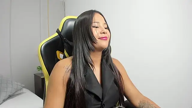 Snapshot of isabella_florez chatting on March 3, 2026, 12:00 pm isabella florez online show from March 3, 2026, 12:00 pm