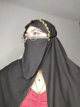 Hana    online show from April 6, 2026, 11:27 pm