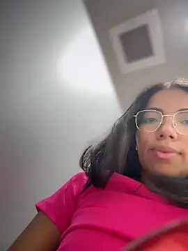 Snapshot of SheenaBrooke chatting on March 22, 2026, 4:38 am SheenaBrooke online show from March 22, 2026, 4:38 am