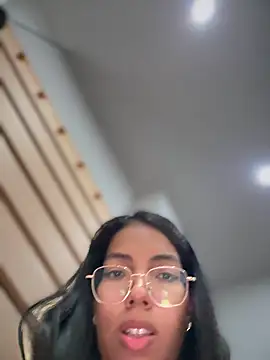 Snapshot of SheenaBrooke chatting on April 9, 2026, 4:45 am SheenaBrooke online show from April 9, 2026, 4:45 am