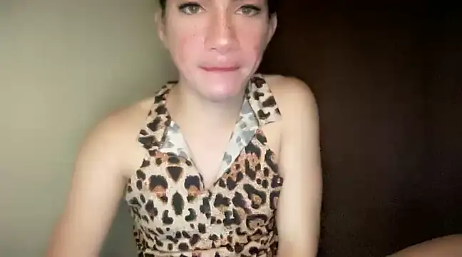 Snapshot of QUEEN_LILITH chatting on December 17, 2024, 1:38 pm QUEEN LILITH online show from December 17, 2024, 1:38 pm