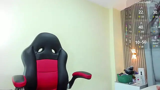 MAGIEVANS1 online show from September 9, 2025, 2:33 am