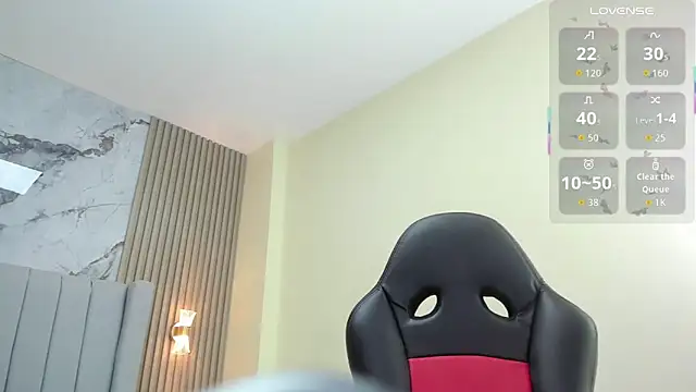 MAGIEVANS1 online show from September 24, 2025, 2:37 am