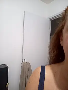 CASADASIGILO2 online show from April 12, 2026, 1:54 am