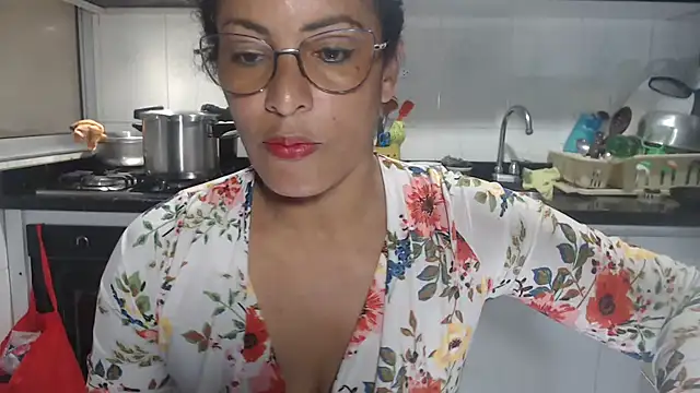 Snapshot of kateleyagrey chatting on October 22, 2025, 8:08 pm kateleyagrey online show from October 22, 2025, 8:08 pm