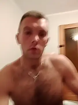 liderek83 online show from September 18, 2025, 10:56 pm