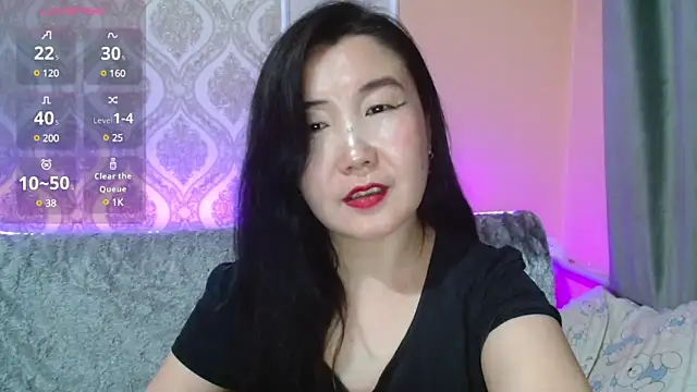 Snapshot of Bet_Lu chatting on March 18, 2025, 6:37 pm Bet Lu online show from March 18, 2025, 6:37 pm