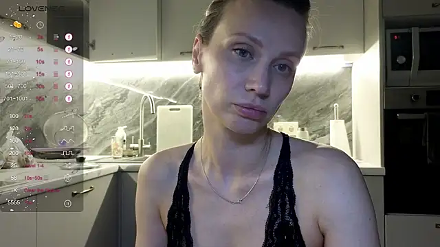 Alice Wonders online show from April 3, 2026, 8:07 pm