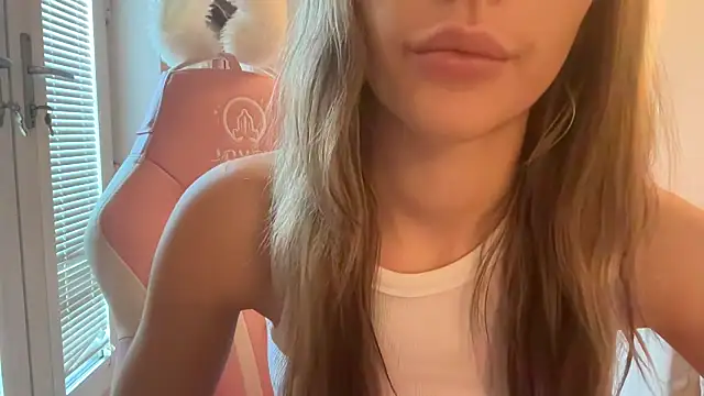 Lillymariee online show from January 2, 2025, 12:57 pm