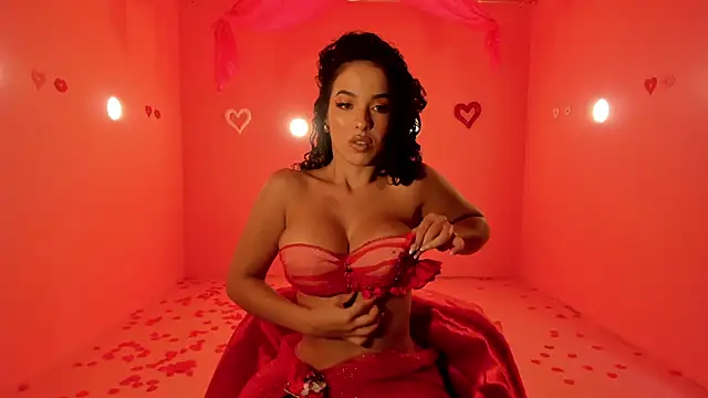 RoseFerrera online show from February 14, 2025, 8:37 pm