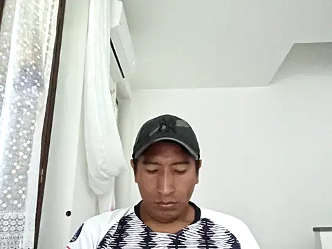 PepeCharlie27 online show from July 8, 2026, 7:35 am