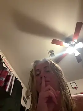 ClumsyLink online show from February 11, 2025, 2:35 pm