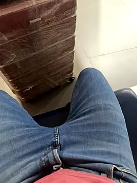 Snapshot of Insidexxx29 chatting on January 14, 2025, 1:15 am Insidexxx29 online show from January 14, 2025, 1:15 am