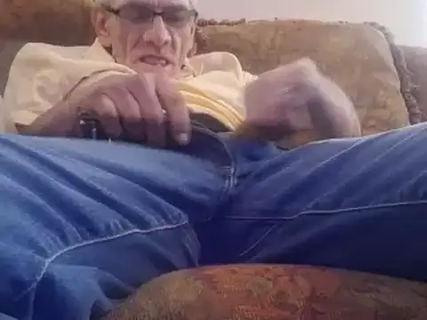 Snapshot of highstepper500 chatting on January 10, 2025, 3:58 pm highstepper500 online show from January 10, 2025, 3:58 pm