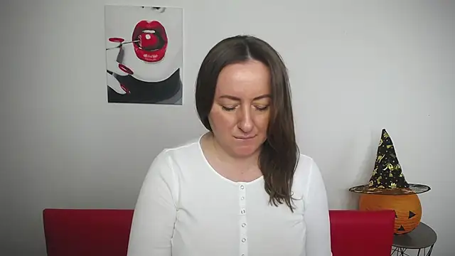 Abby Taylorr online show from October 19, 2025, 6:25 am