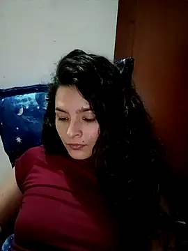 Snapshot of angela-30 chatting on November 4, 2025, 1:48 am angela-30 online show from November 4, 2025, 1:48 am