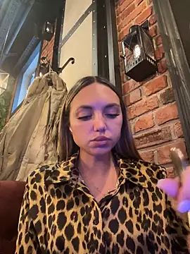 Snapshot of AngelinaMoore chatting on December 20, 2024, 12:16 pm AngelinaMoore online show from December 20, 2024, 12:16 pm