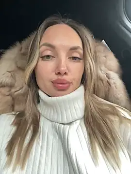 Snapshot of AngelinaMoore chatting on January 10, 2025, 9:55 am AngelinaMoore online show from January 10, 2025, 9:55 am