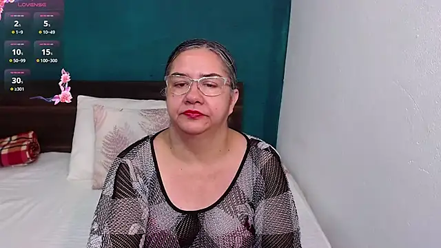 scaelettdubois online show from October 2, 2025, 12:06 am