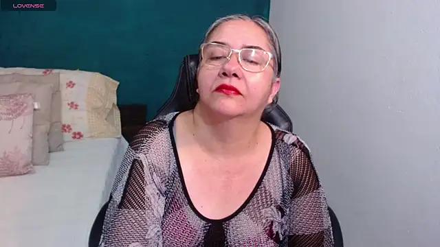 scaelettdubois online show from March 28, 2026, 2:55 am